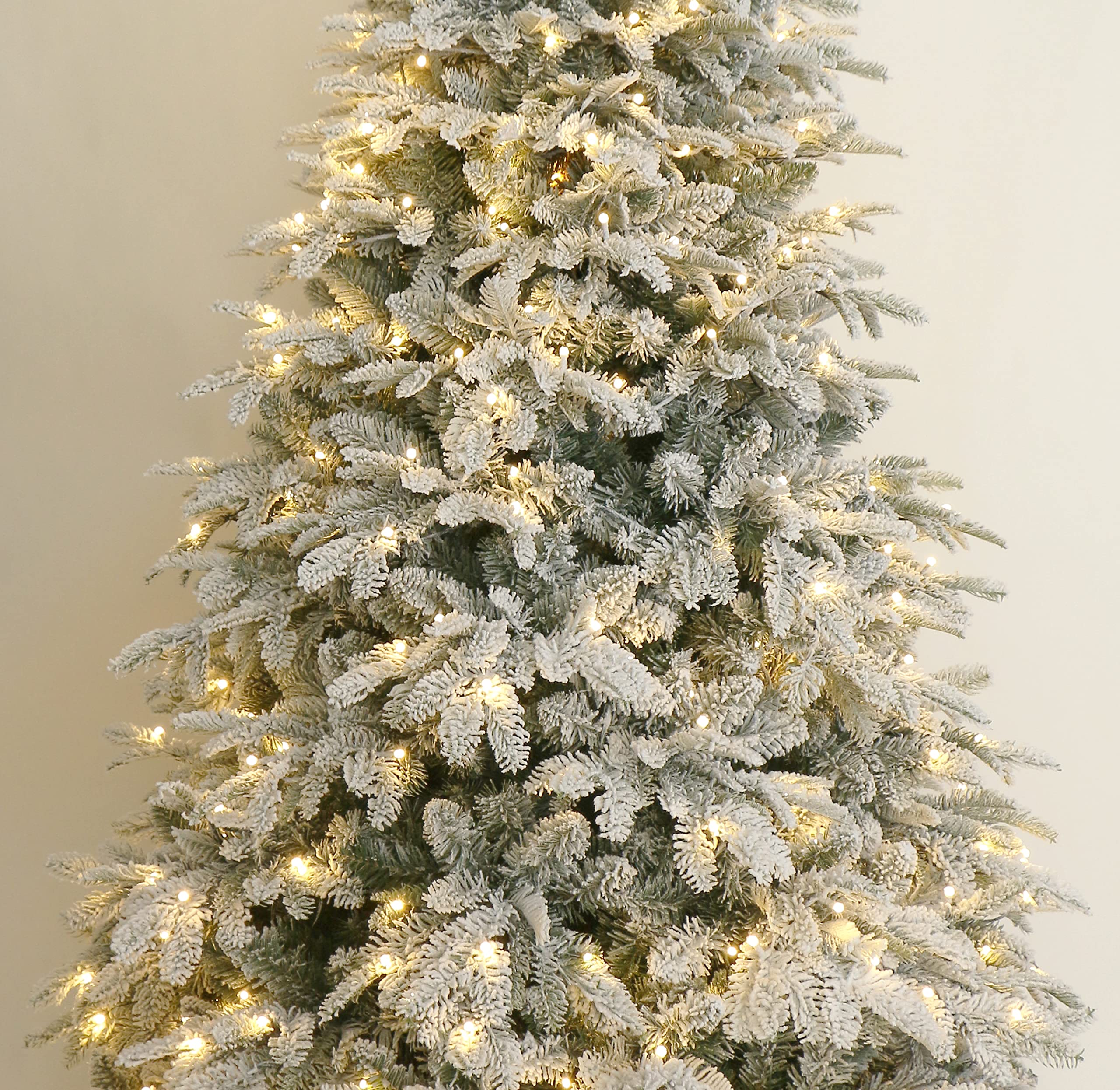 6Ft Deep Forest Snow Spruce Pre-lit Christmas Tree (6ft Pre-lit)