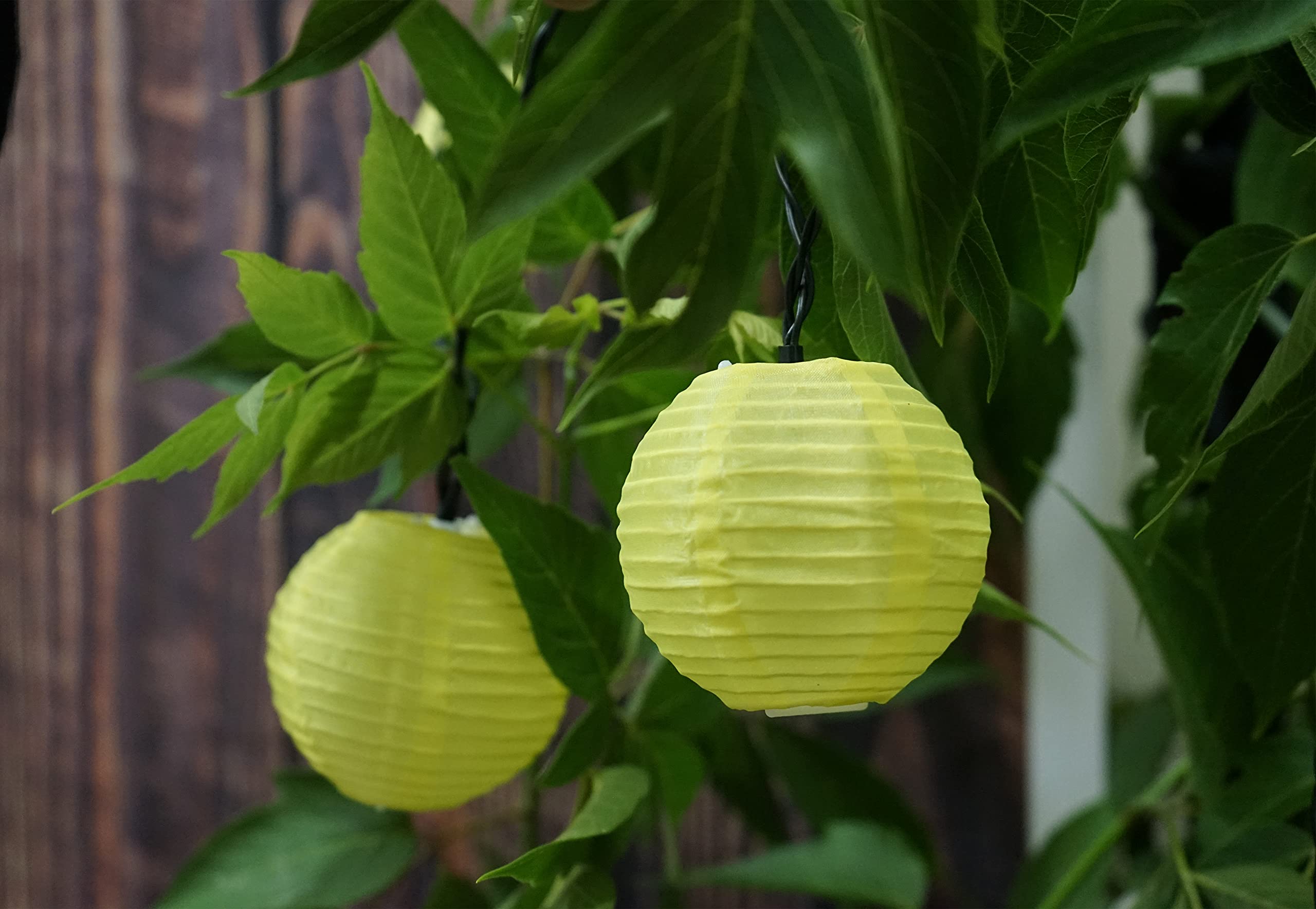 Solar Power Waterproof Lantern String Lights (Yellow)