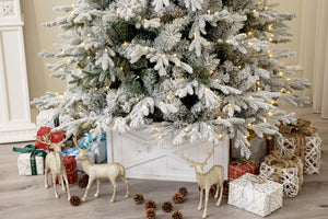 Alaska Flocked Spruce Christmas Tree