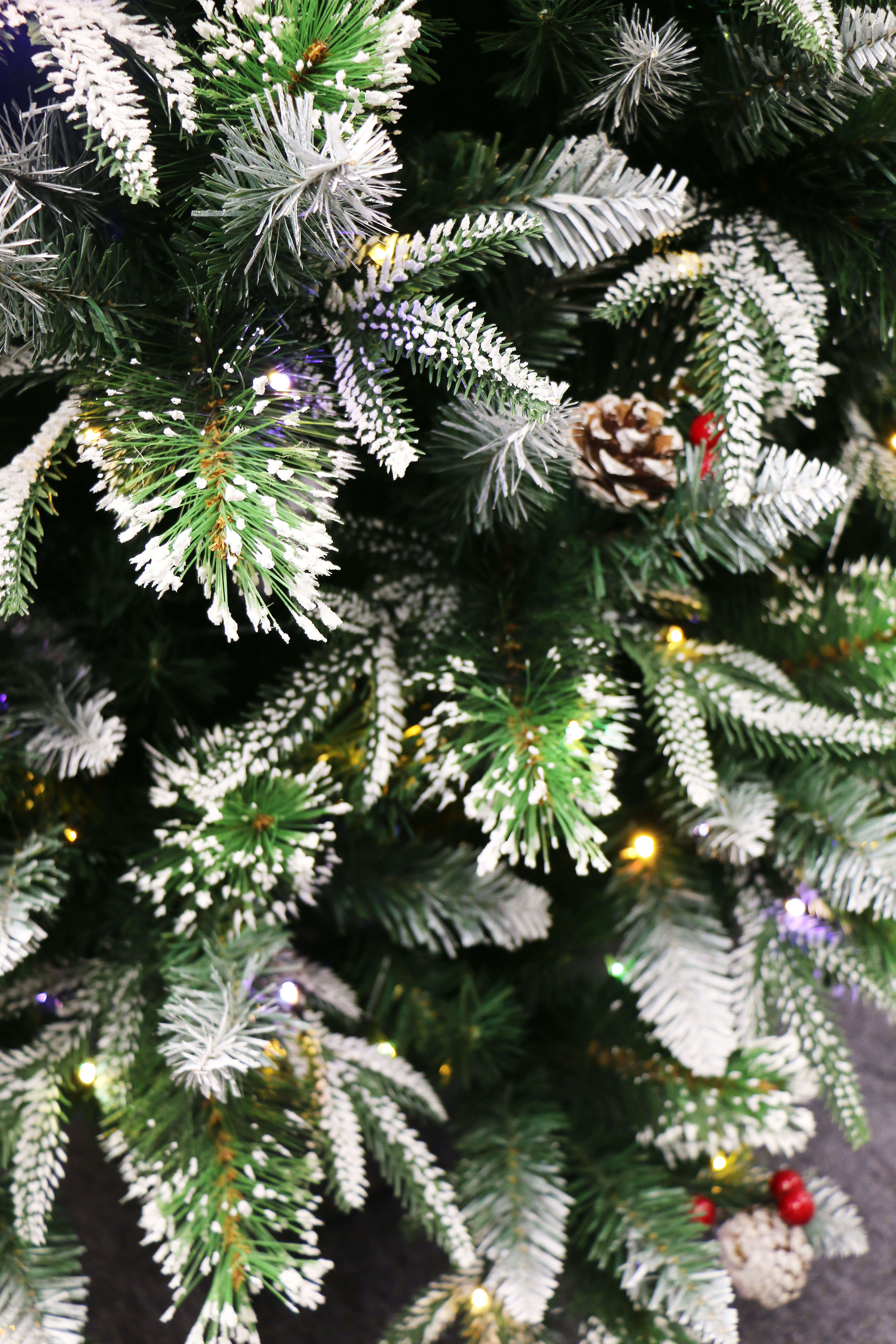 Super Dual Frosted Pine Christmas Tree